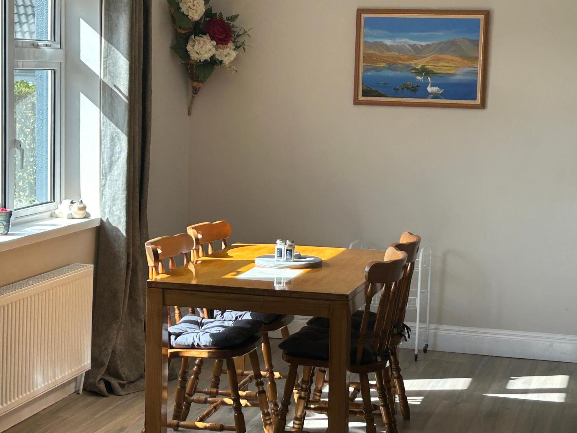 Buttermilk Lodge Guest Accommodation Clifden Bagian luar foto